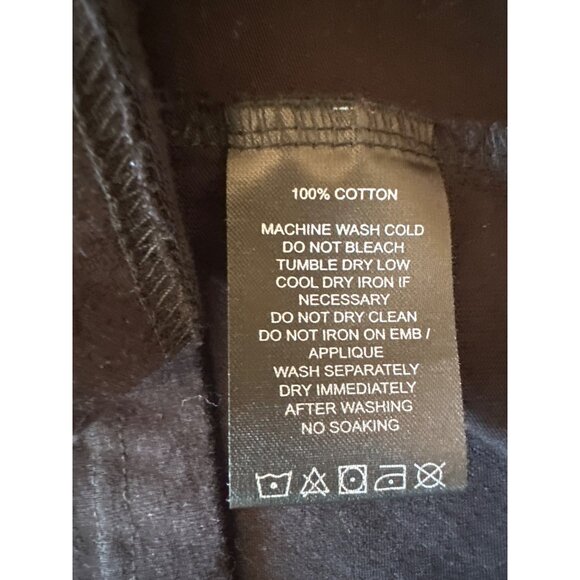 Fate Prime Essentials Small T-Shirt Black Skull Graphic 100% Cotton - Picture 4 of 5